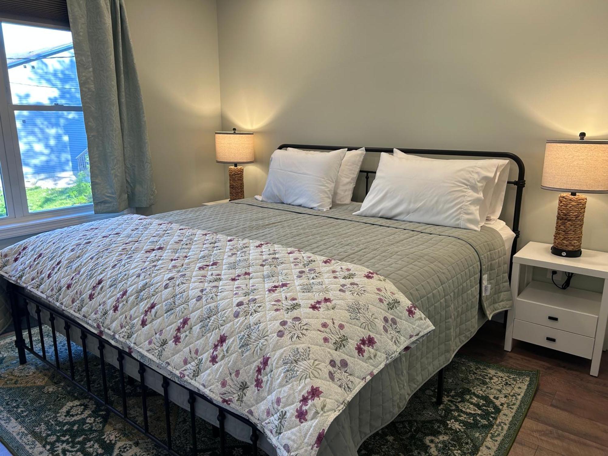 King Room Garden View