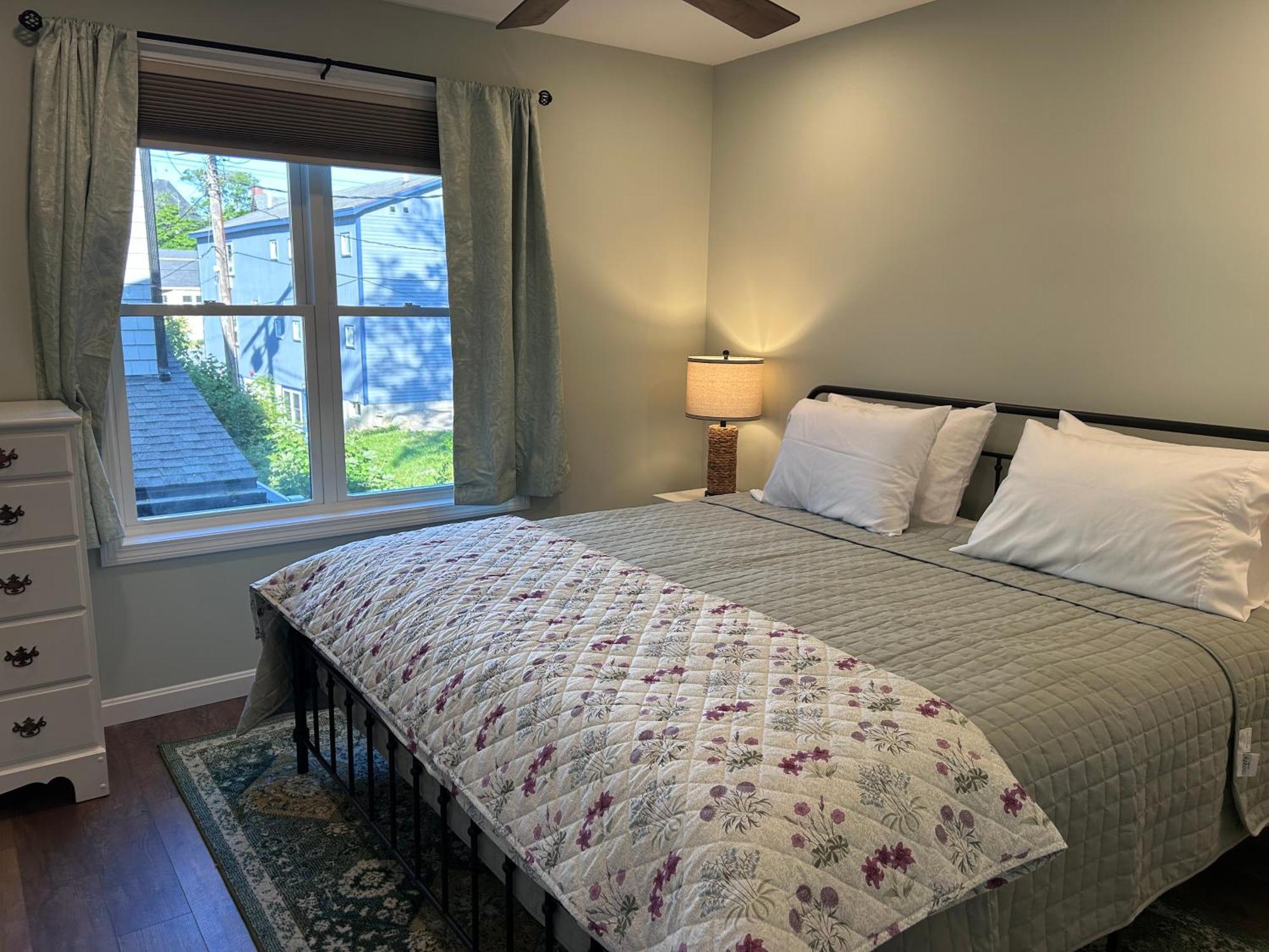 King Room Garden View