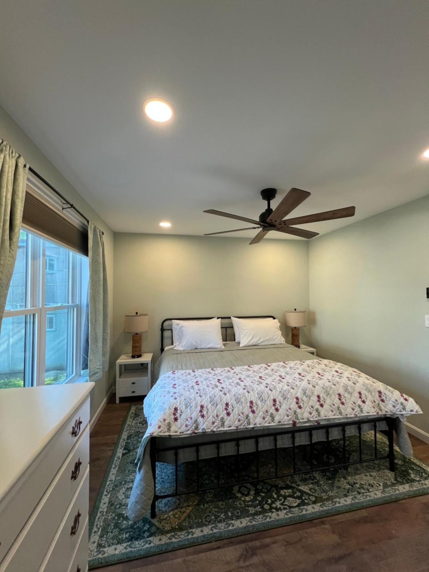 King Room Garden View