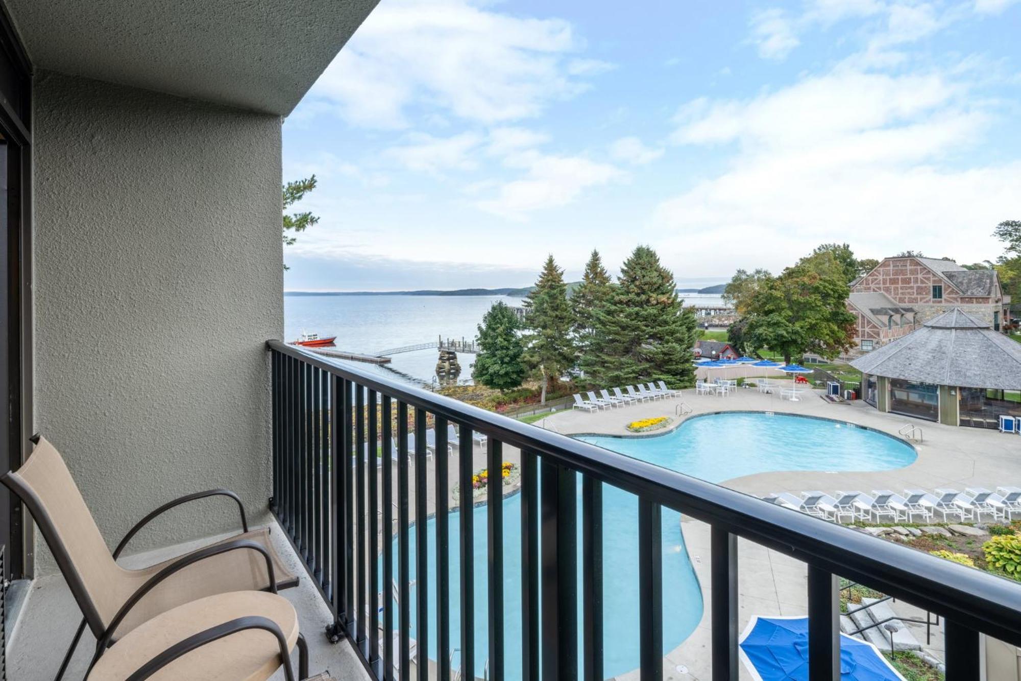 Standard Queen Room Two Queen Beds Pool View